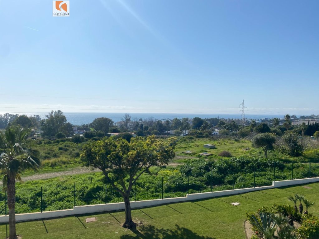 Ático en venta en zona Selwo Estepona Penthouse for sale in Selwo area Estepona en España